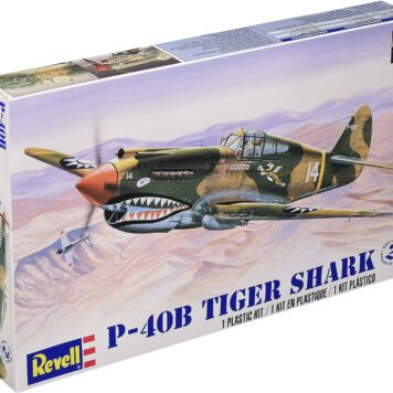 Tiger Shark P-40B Plane 1:48 Model