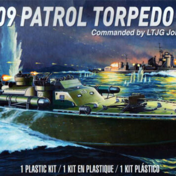 JFK PT-109 Patrol Torpedo Boat Model 1:72