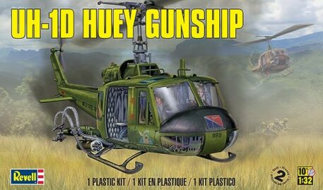 1:32 UH-1D Huey Gunship Model