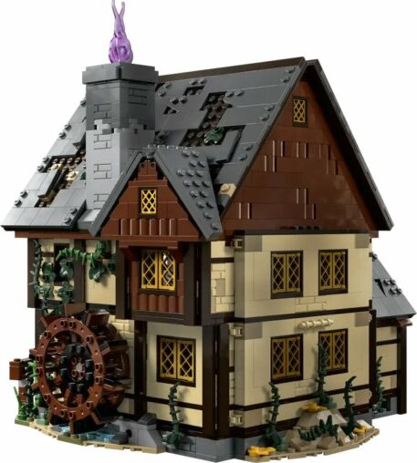 Lego Disney Hocus Pocus: The Sanderson Sisters' Cottage